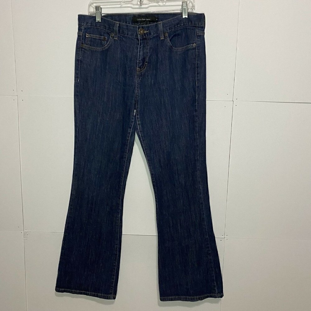 Calvin Klein Women's Size 10 (32x29) Flare Fit Mid Rise Stretch Denim Jeans